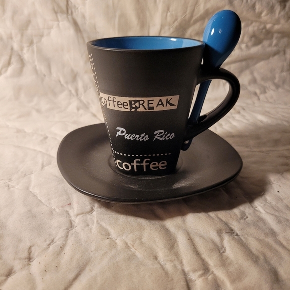 Puerto Rican "coffee break" mug with spoon and saucer - Picture 1 of 2